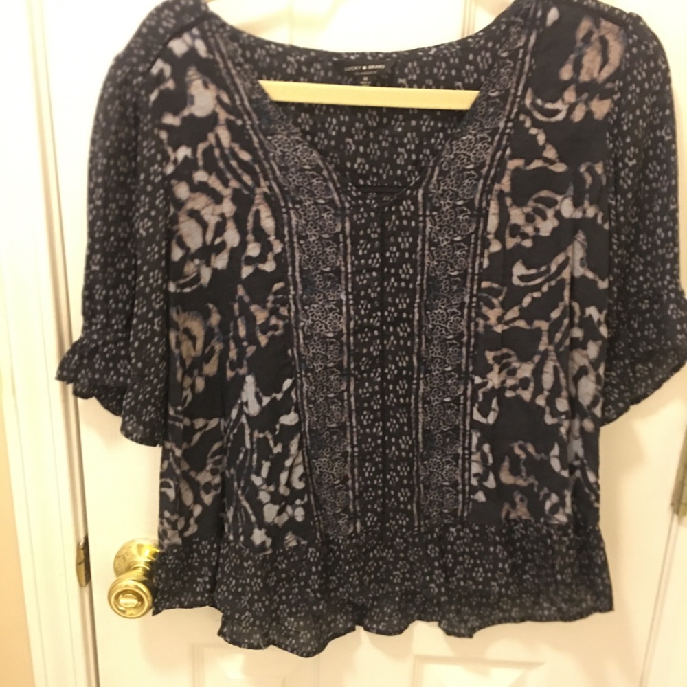 Gently Used Lucky Brand Top